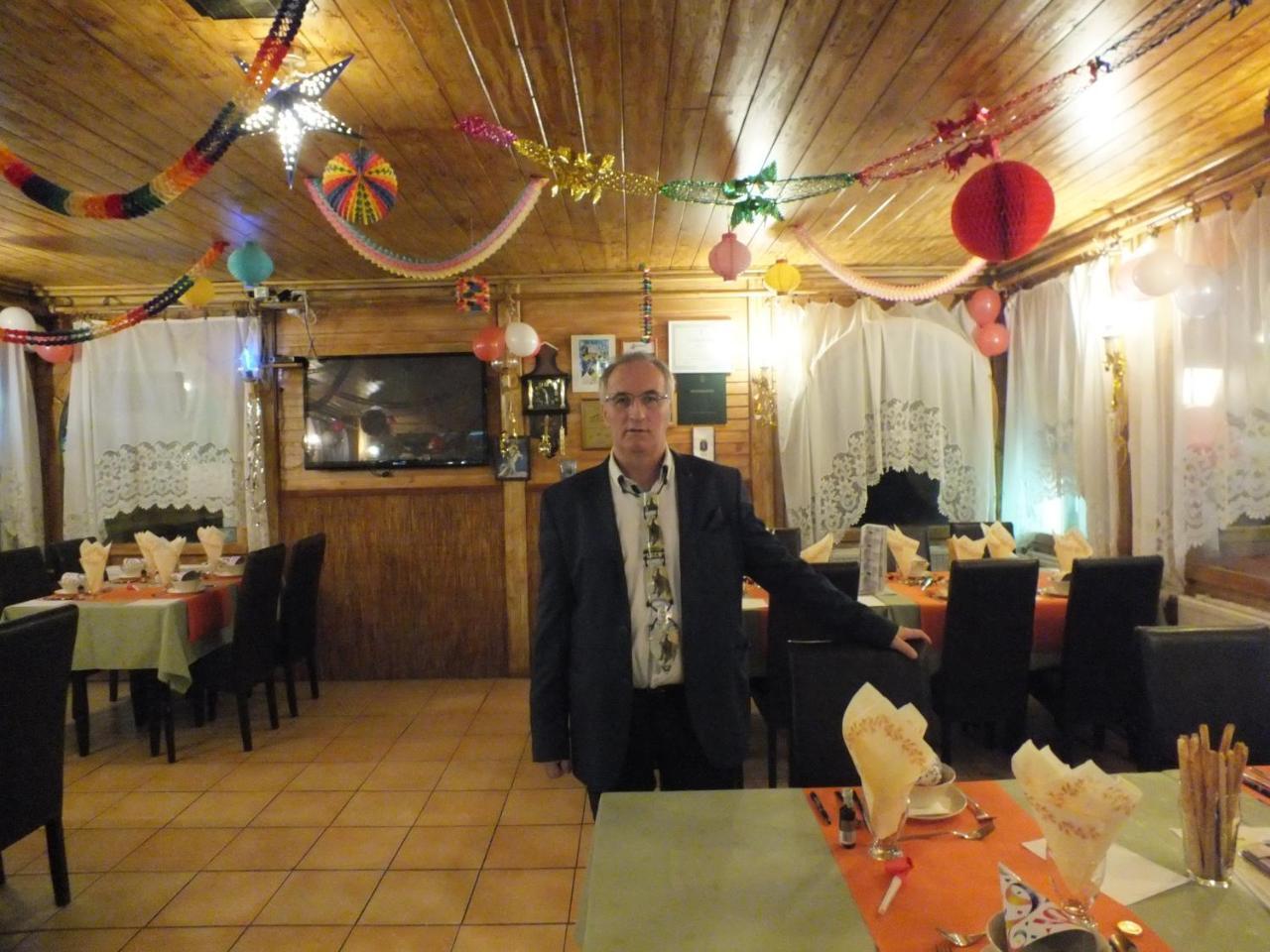 Feherlo Vendeghaz & Restaurant บุค ภายนอก รูปภาพ