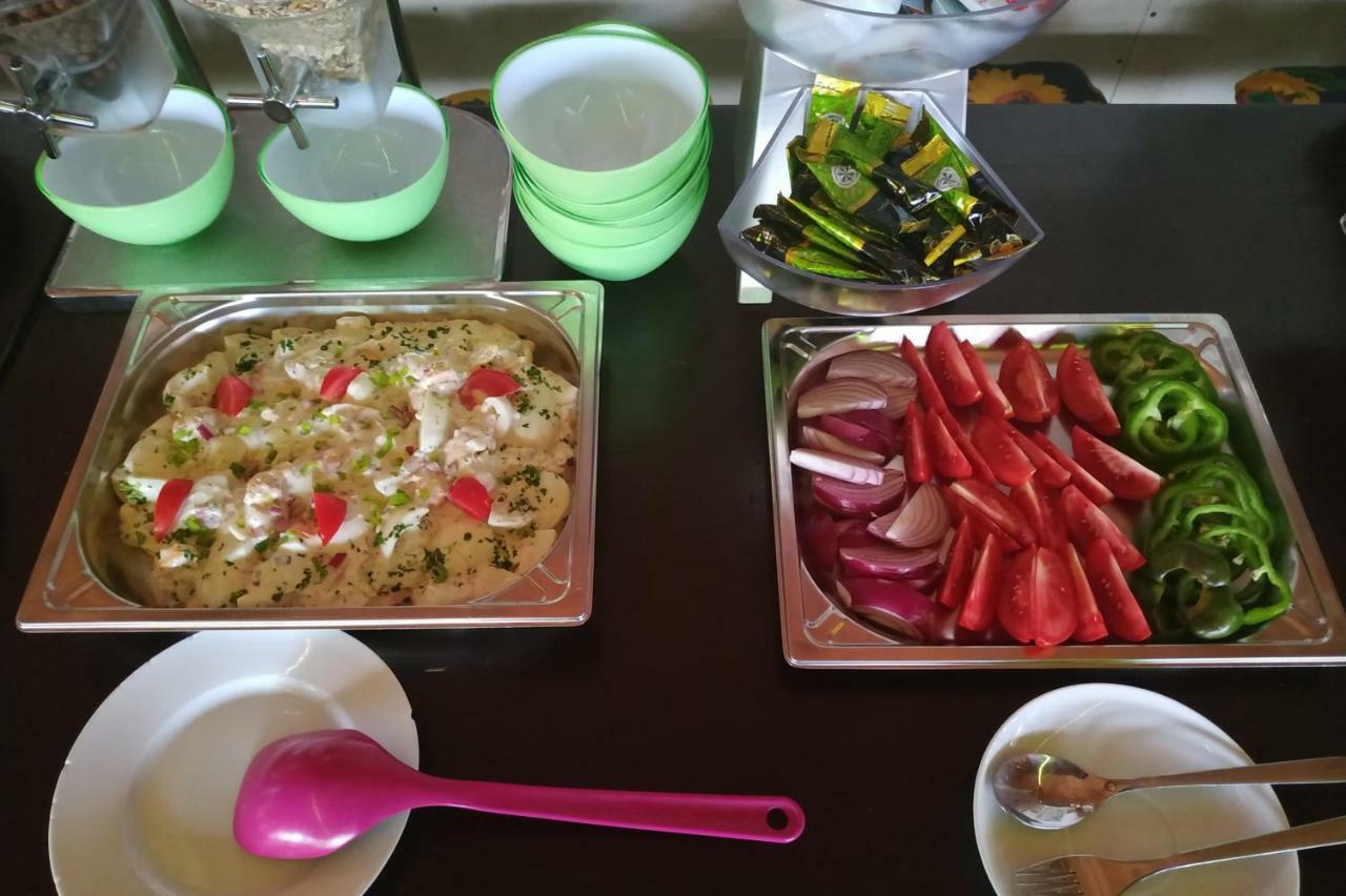 Feherlo Vendeghaz & Restaurant บุค ภายนอก รูปภาพ